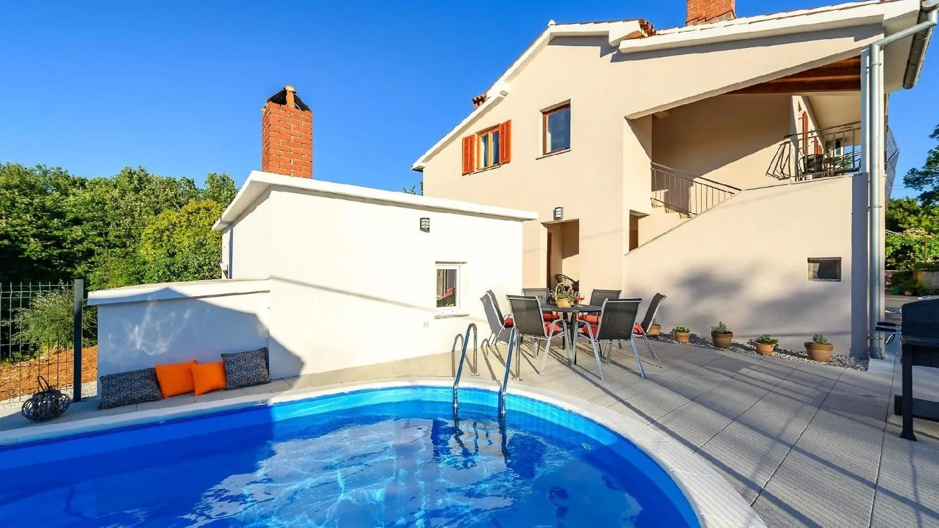 Ferienhaus Mit Privatpool Fuer 8 Personen Ca 120 Qm In Paradiz Bei Labin, Istrien Binnenland Von Istrien Veli Turini