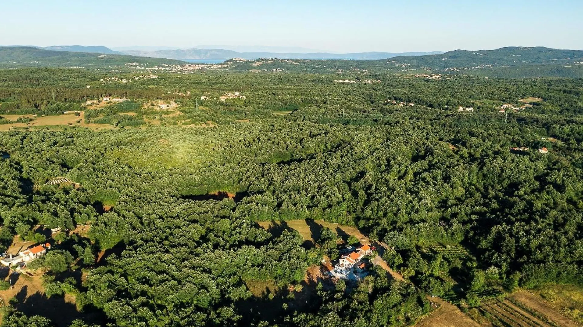 Ferienhaus Mit Privatpool Fuer 8 Personen Ca 120 Qm In Paradiz Bei Labin, Istrien Binnenland Von Istrien Veli Turini 0*,